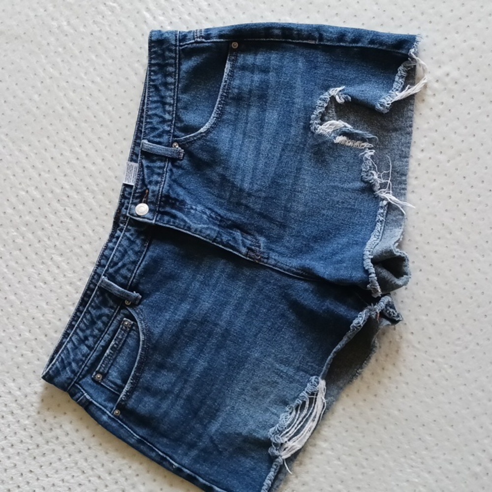 Time & Tru Distressed Jean Shorts size 16 plus size - Picture 2 of 12